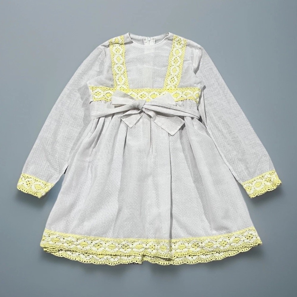 Vintage Sears Winnie the Pooh Girls White Yellow Lace Bow Disney Dress Sunday 7